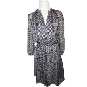 Loft Petite Dress Small Gray Black Dot Print Belted V Neck Long Sleeve‎ Work